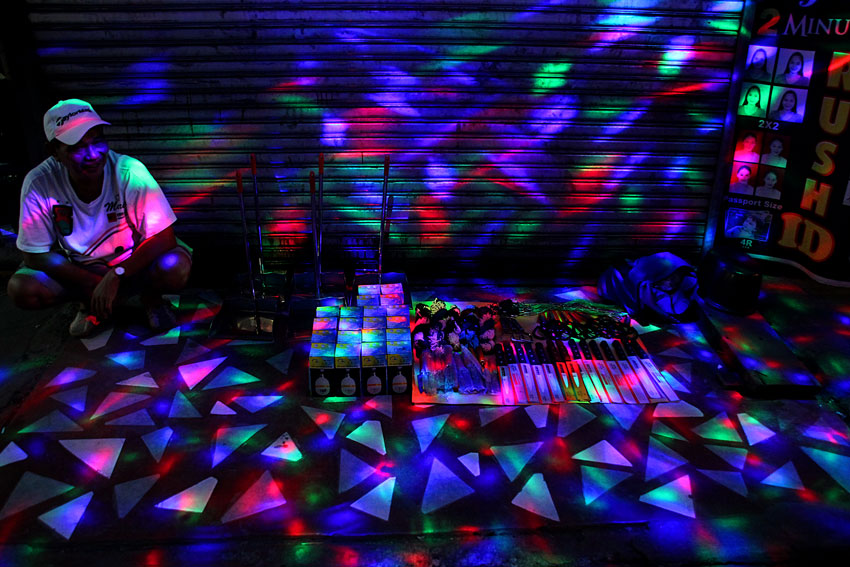 Read more about the article DISCO LIGHTS FOR SALE
