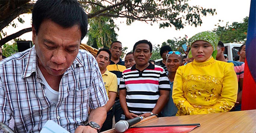 You are currently viewing New IP rep should talk to NPA fighters says Duterte