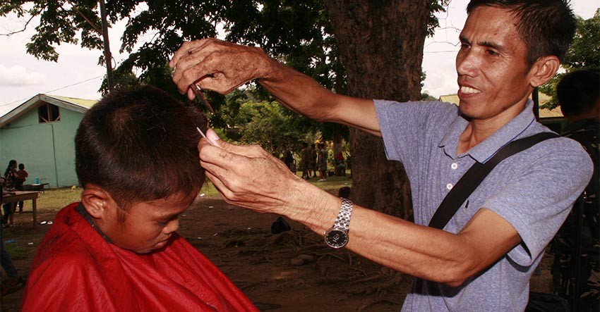 The barbers of Sibuto