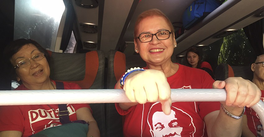 Duterte’s ex-wife celebrates birthday on campaign trail