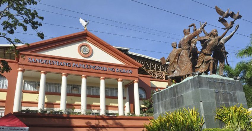 Councilors commend Duterte as he bids goodbye to Davao politics