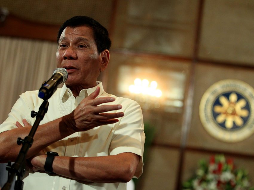 Duterte tells companies: stop contractualization