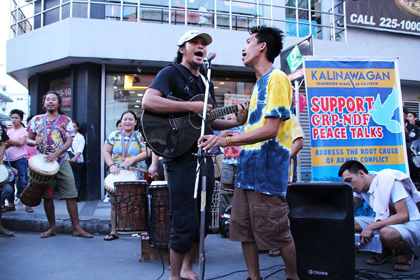 STREET PERFORMERS