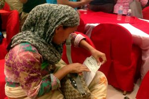 Read more about the article PHOTOS | Davao blast victims receive cash assistance
