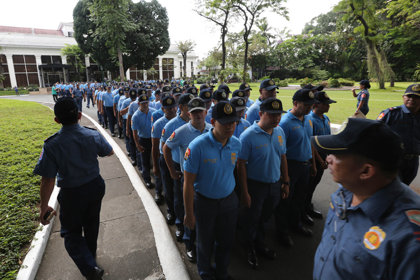 You are currently viewing Duterte to send 200 ‘rogue cops’ to Basilan