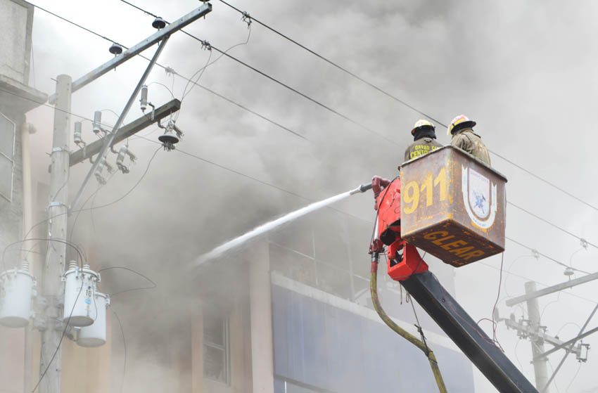 IN PHOTOS| Fire in Davao’s Magsaysay Avenue