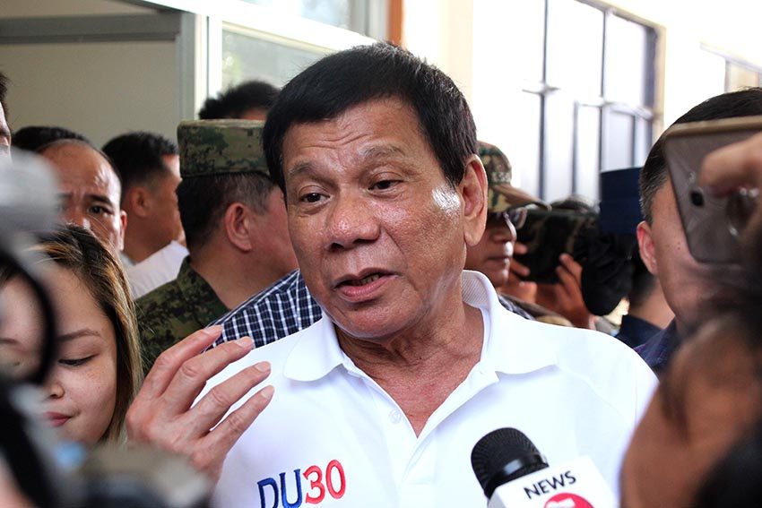 Duterte open to resume talks with Reds