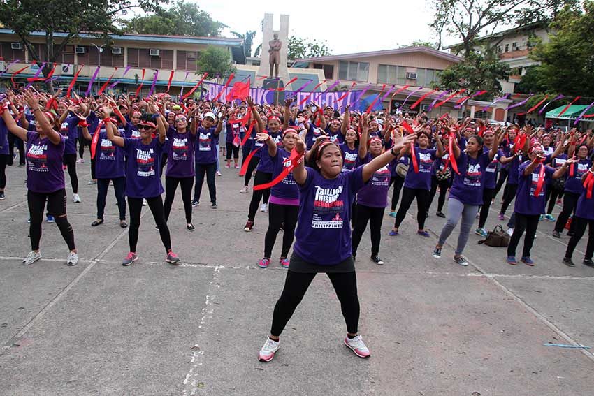 Valentine’s Day celeb: Women rally for ‘One Billion Rising’ in Davao