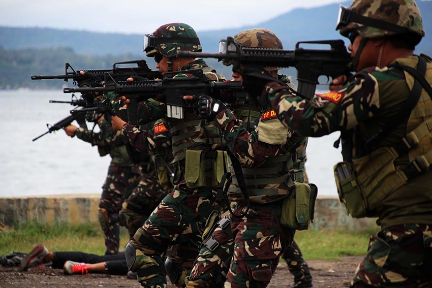 Read more about the article Army conducts counter terrorism simulation drill