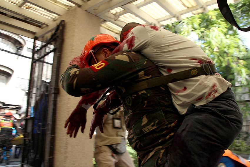 IN PHOTOS | Simulated earthquake drill in Davao City