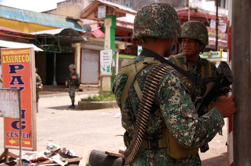 Army to utilize troops, ground armor in Marawi after ‘friendly fire’ mishap