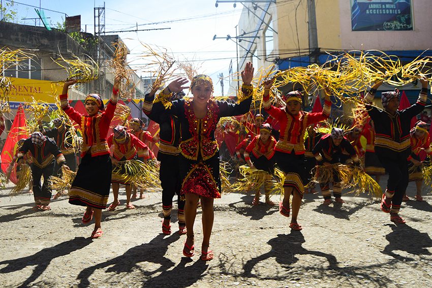 STREET DANCING IN OZAMIZ