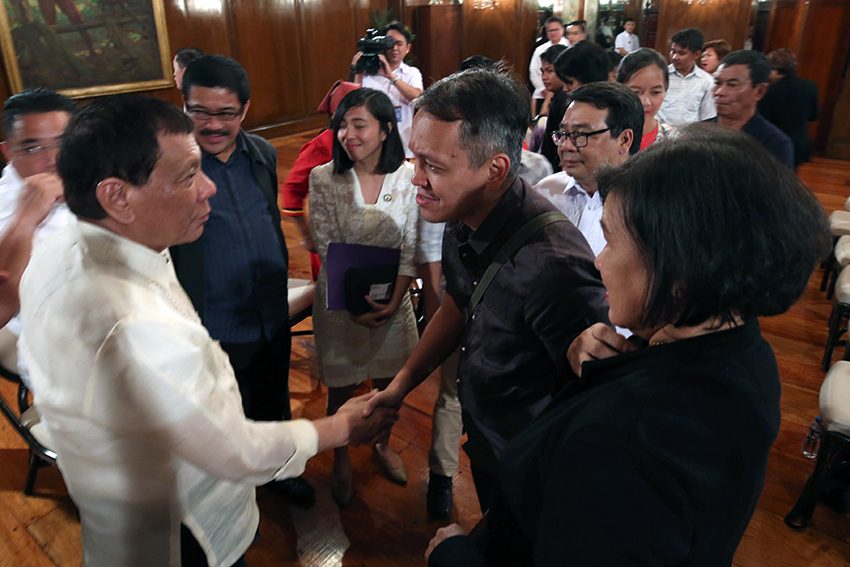 Bayan tells Duterte: Got problem with NPA? Resume peace talks