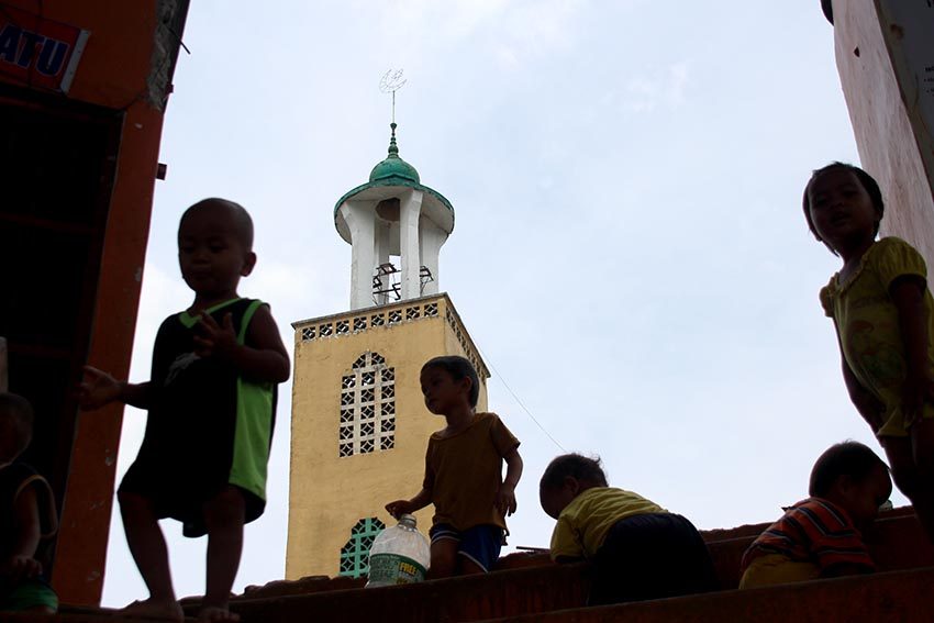 IN PHOTOS | Images of Marawi evacuees two months after the siege