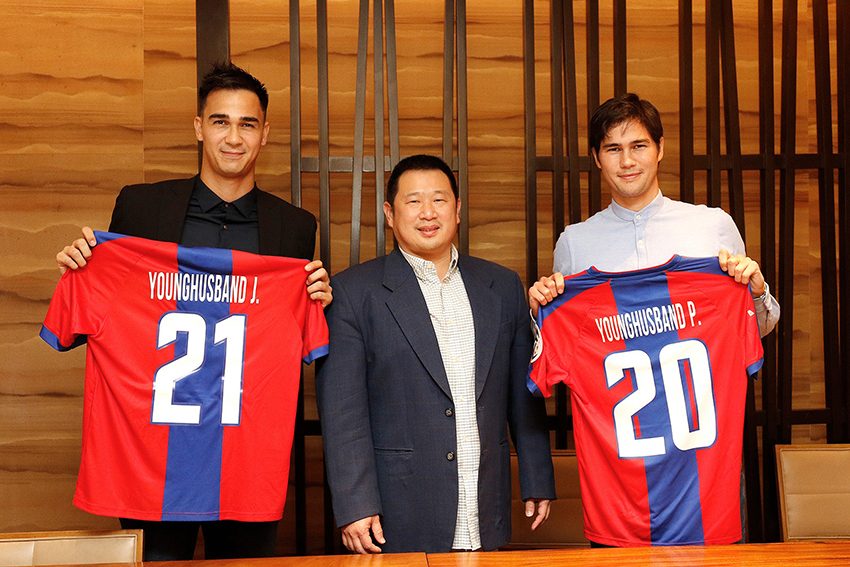 Younghusband brothers Phil, James sign contract with Davao Aguilas