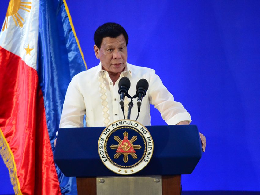 Duterte ‘not averse’ to resuming talks with Reds