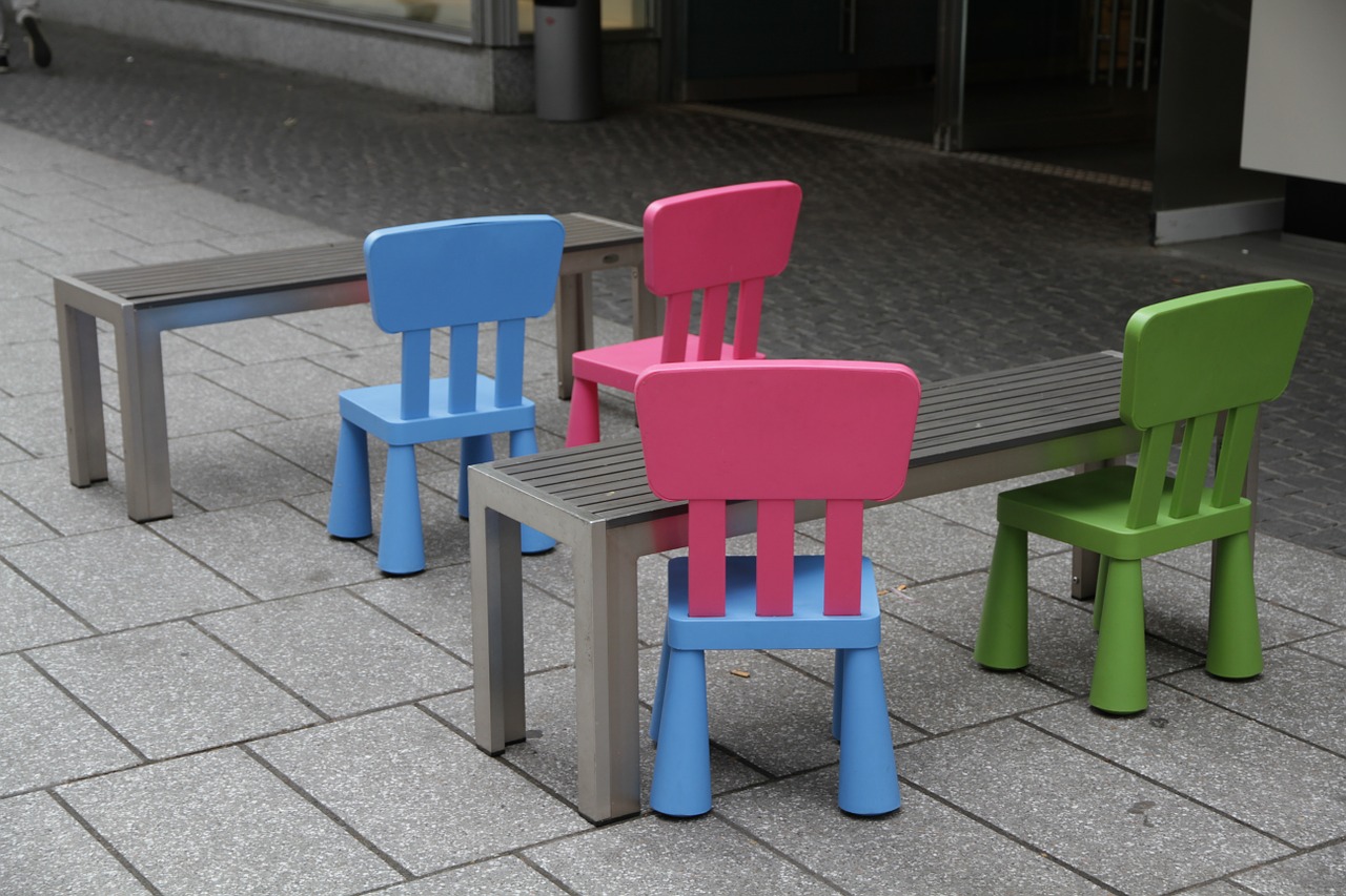 You are currently viewing Public warned: Lead-coated furniture poses health risks to children