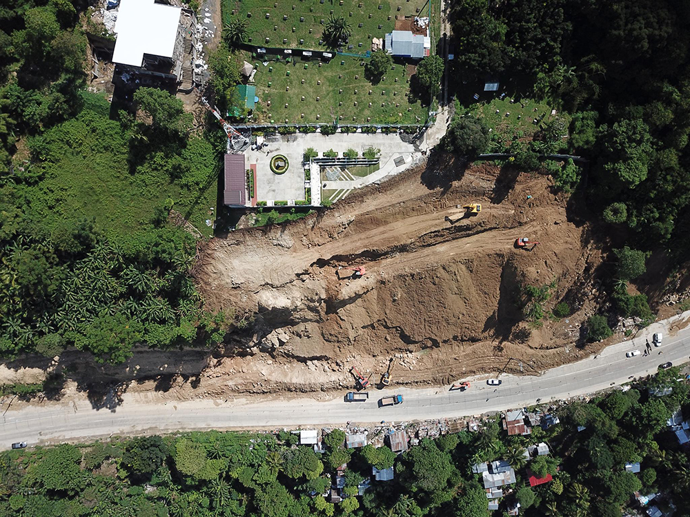 Read more about the article DPWH says road clearing to take at least 2 more days