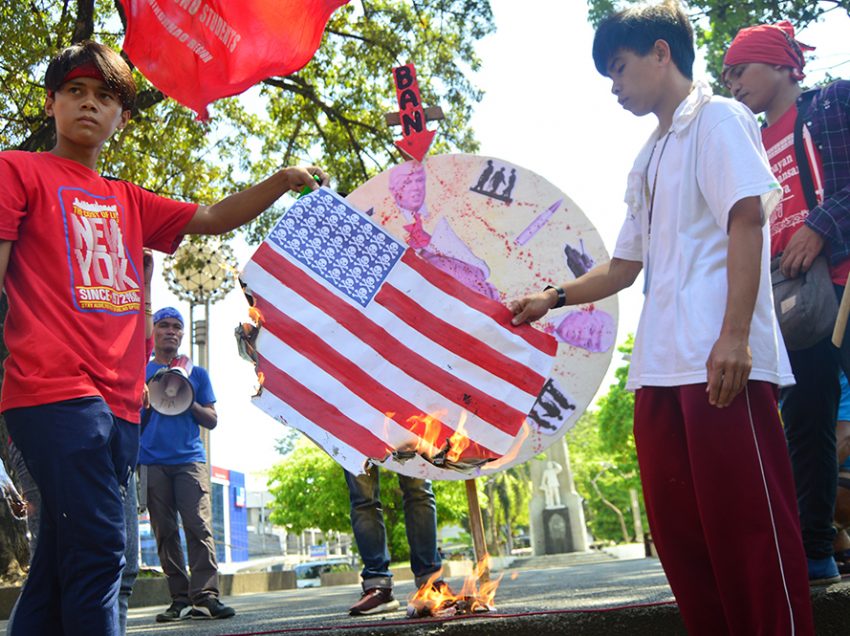 PROTEST VS TRUMP