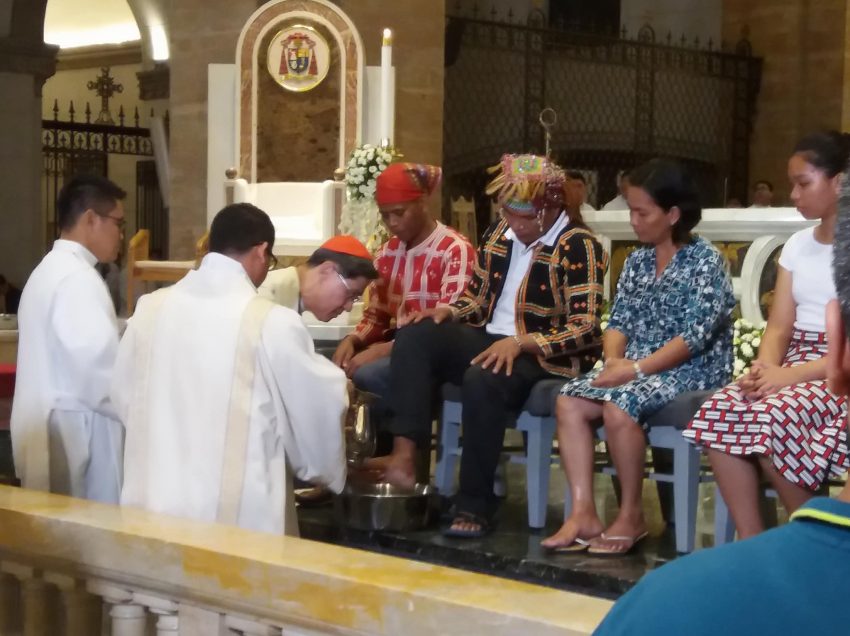 Archbishop Tagle washes feet of Lumad leaders