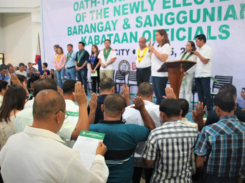 Newly-elected Davao City Barangay officials oath taking led by Mayor Sara