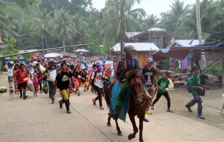 Surigao Lumads flee from ‘militarized’ communities