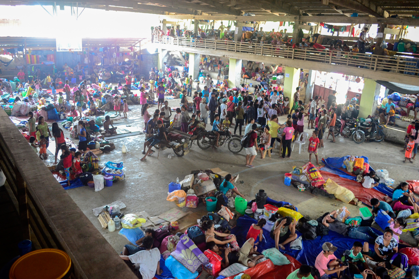 Read more about the article Lumad evacuees scoff at military for calling evacuation “orchestrated”
