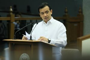 Read more about the article Trillanes shows evidence after revocation of amnesty, talks of court martial