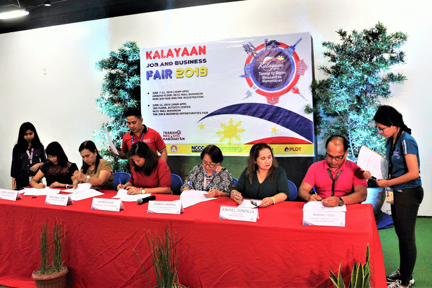 7,000 jobs up in Davao City jobs fair