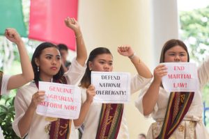 Read more about the article ISKOLAR NG BAYAN