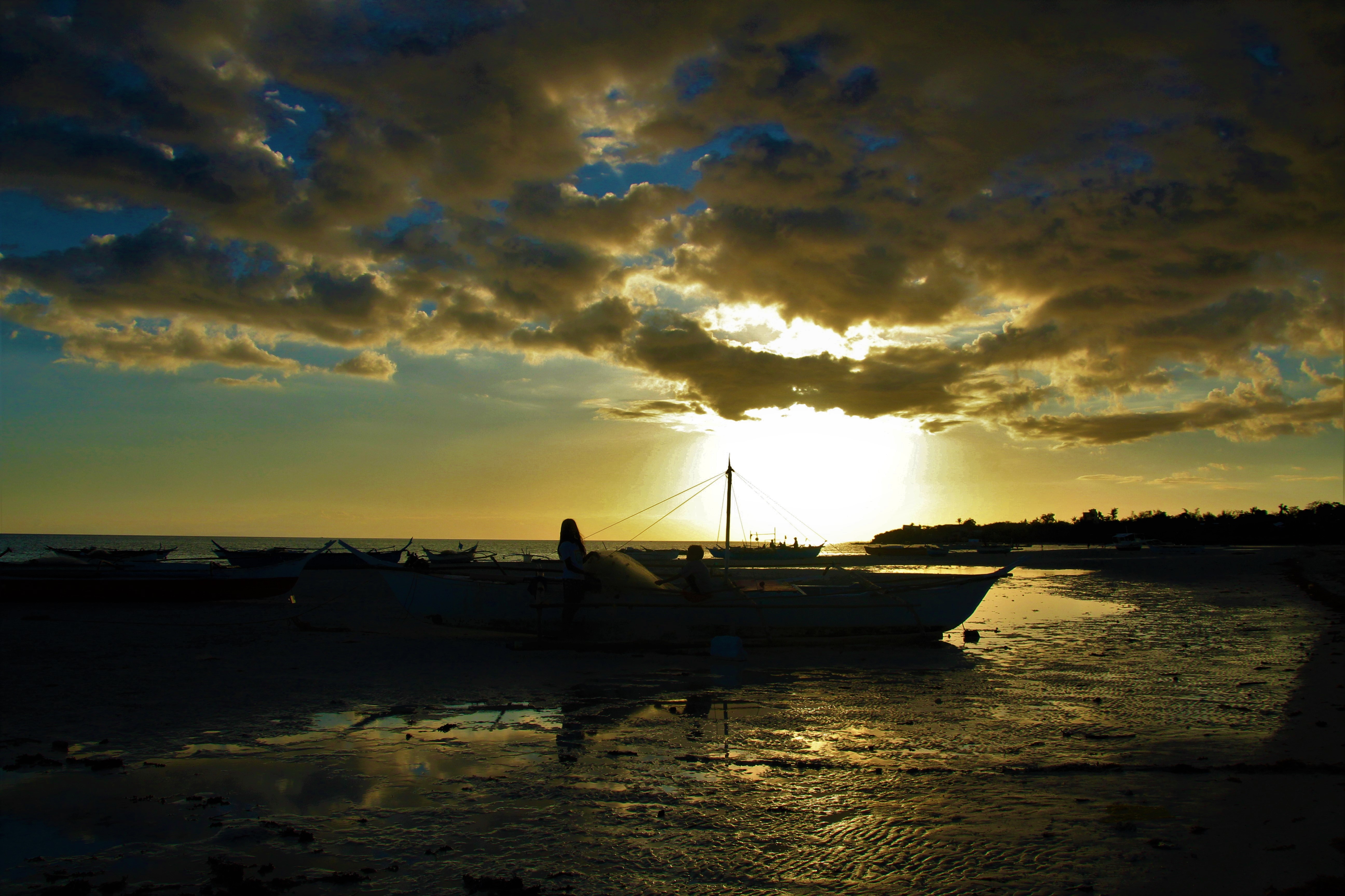 You are currently viewing Washed-out dream: A fisherman’s daughter’s tale of survival in Bantayan Island