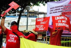 Read more about the article SLAMMING THE CRISIS