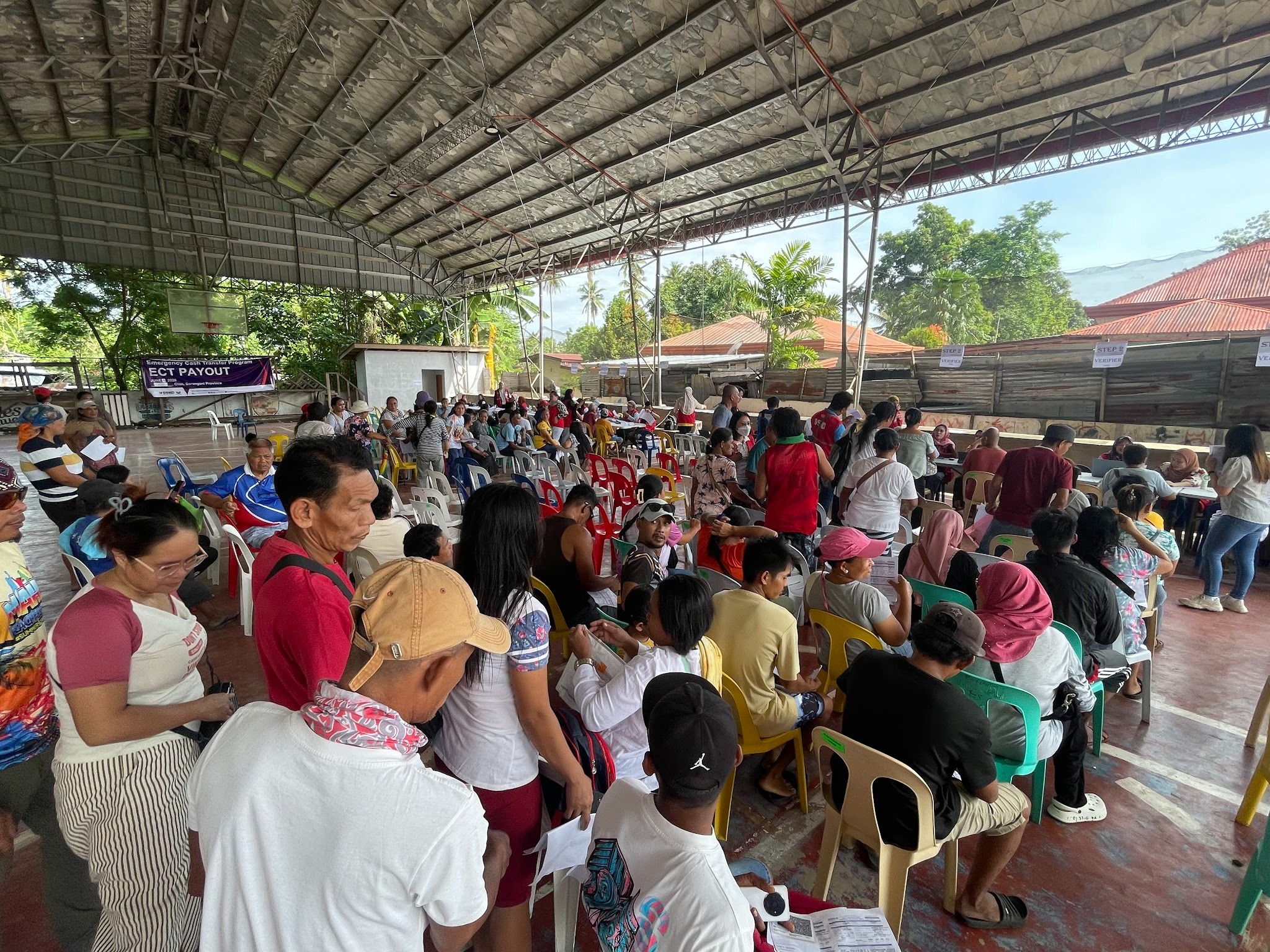 You are currently viewing Glan residents wait for quake aid as some left empty-handed 