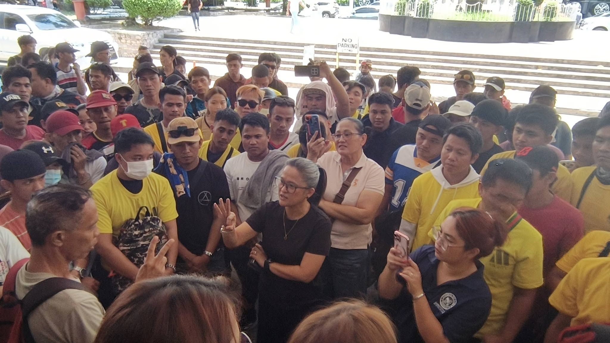 You are currently viewing Davao steel workers dispute gov’t ‘rescue’ after plant shutdown